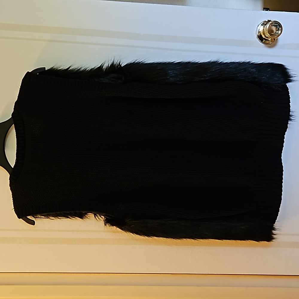 Faux Fur Vests XL - Picture 3 of 11